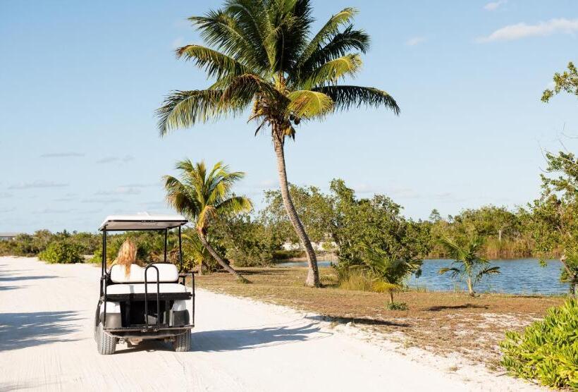 استراحتگاه The Meridian Club, Turks And Caicos