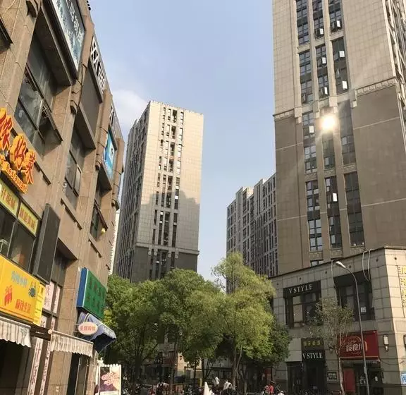 Enjoy International Youth Hostel