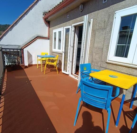 Albergue A Barca De Pedra