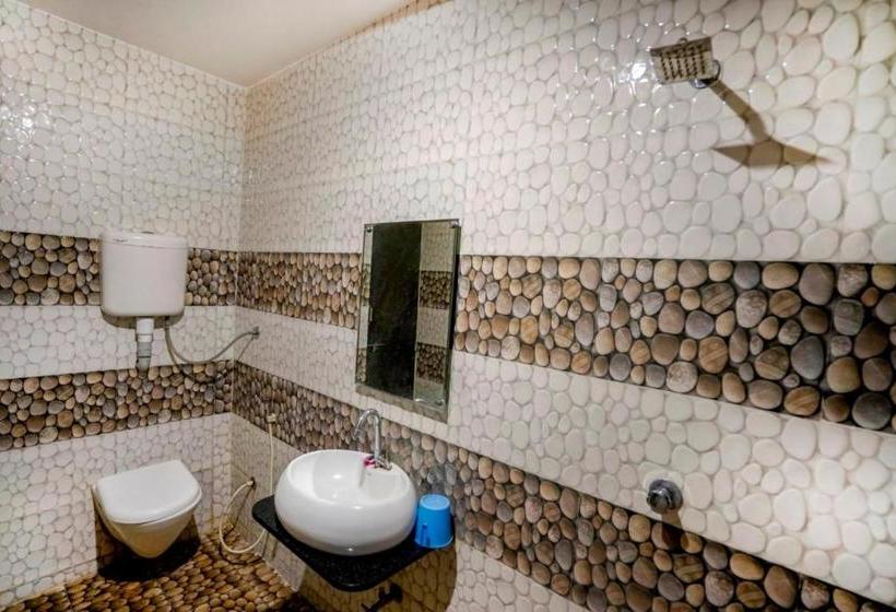 ホテル Bhakti, Rajkot