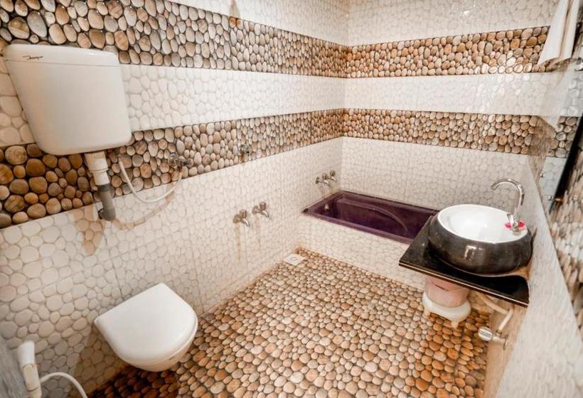 ホテル Bhakti, Rajkot