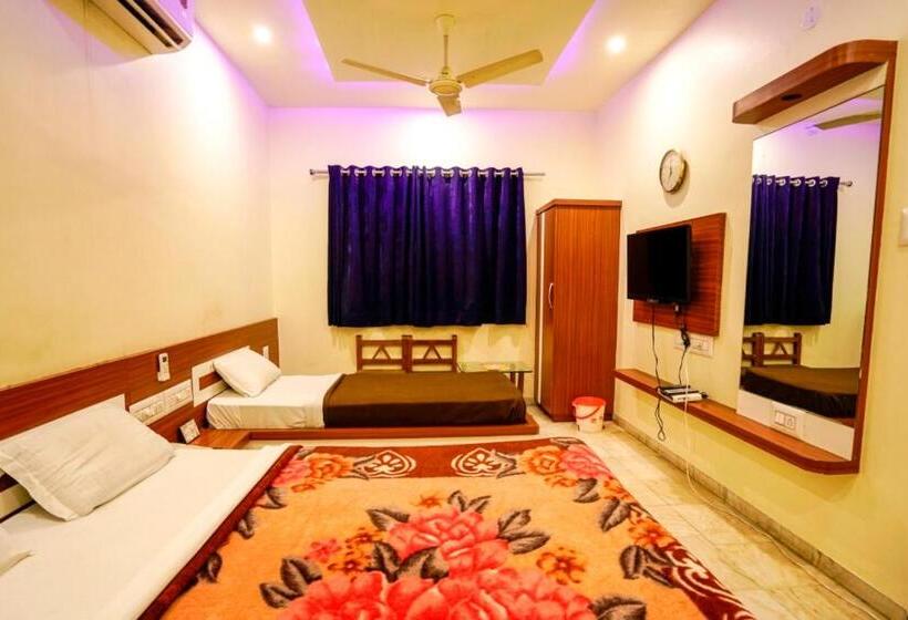 ホテル Bhakti, Rajkot