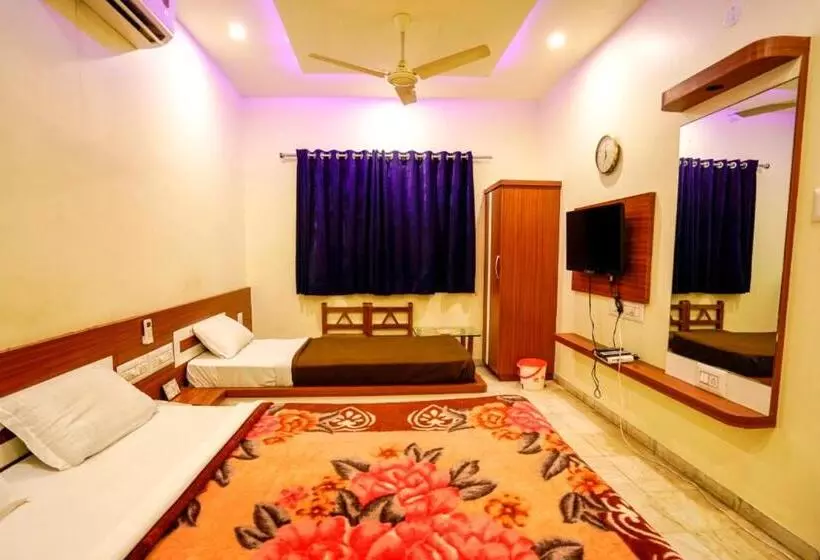 ホテル Bhakti, Rajkot