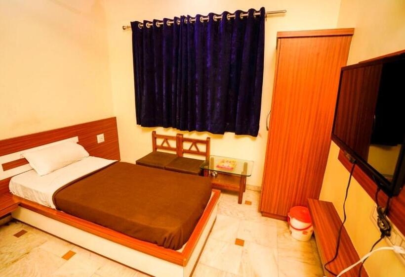 ホテル Bhakti, Rajkot