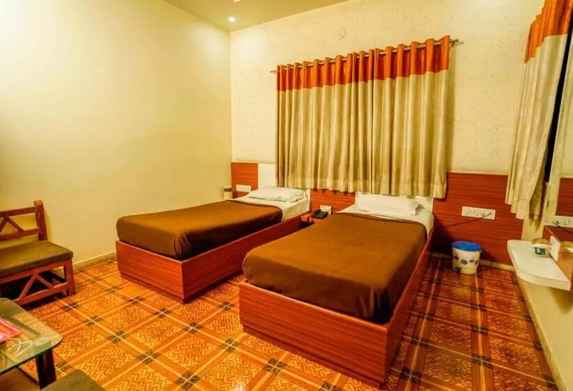 ホテル Bhakti, Rajkot