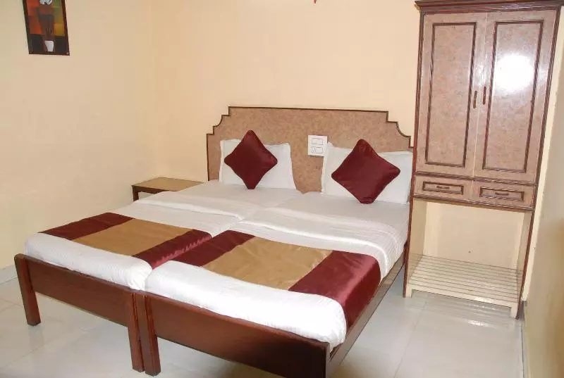 ホテル Bhavani Lodge