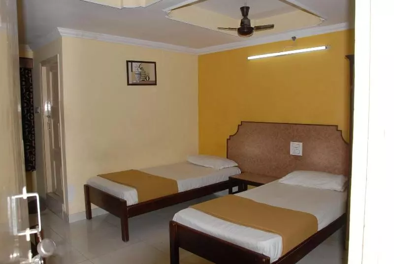 ホテル Bhavani Lodge