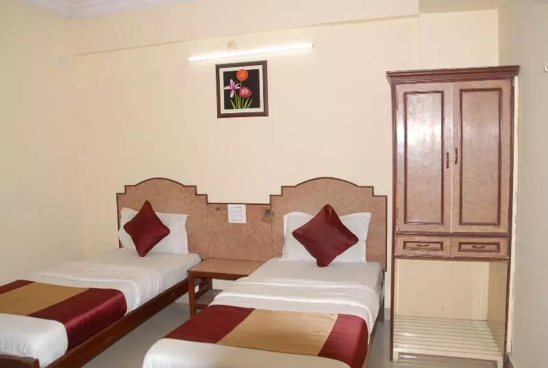 ホテル Bhavani Lodge