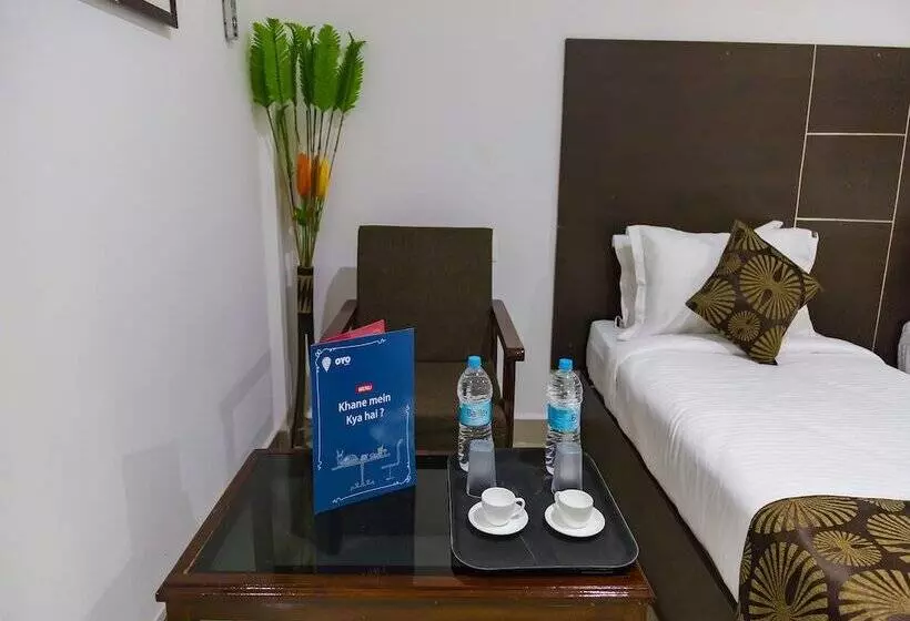 Capital O 7884 Hotel Thyag Inn