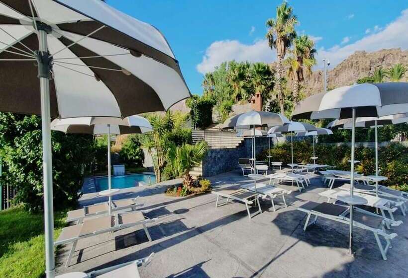 Szálloda Casale Dei Greci