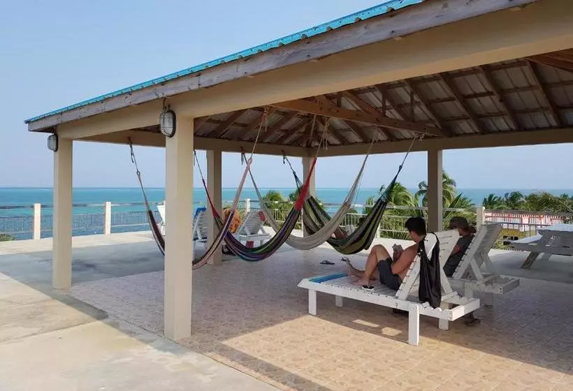 Hotelli Caye Caulker Beach