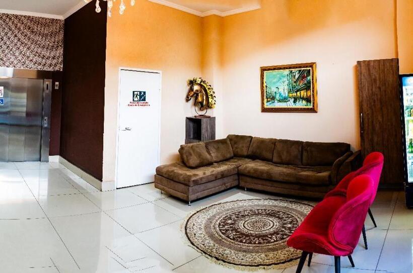 Отель Dom Quixote São Gonçalo