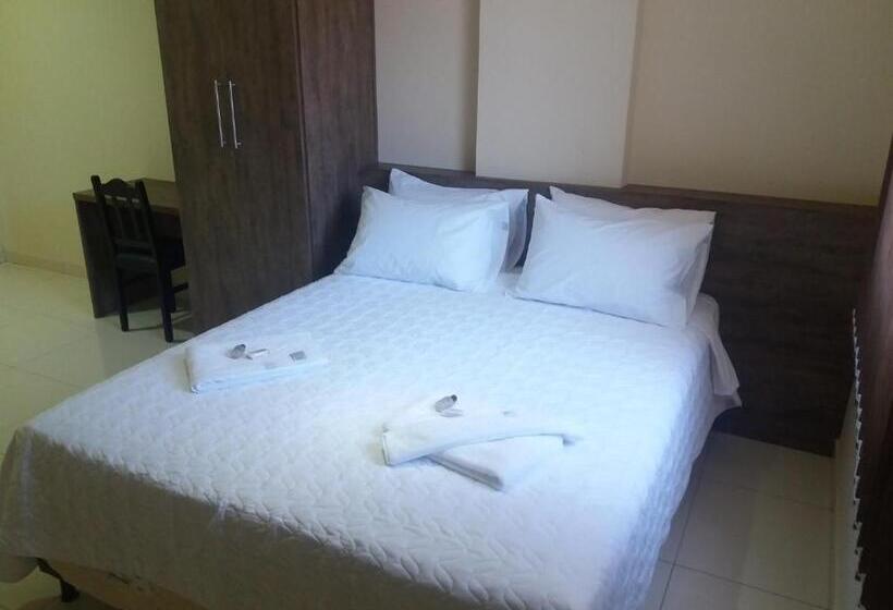 Отель Dom Quixote São Gonçalo