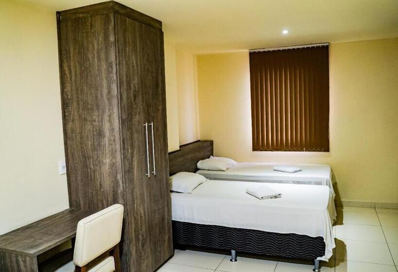 Отель Dom Quixote São Gonçalo