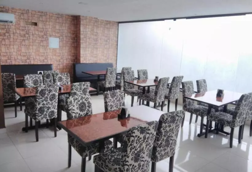 Hotelli Dom Quixote São Gonçalo