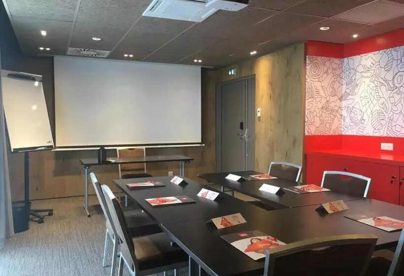 ホテル Ibis Niort Est Mendes France