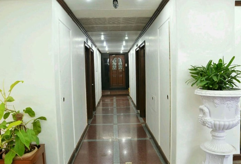 فندق Mogul Palace Near Masjid Bunder Mumbai