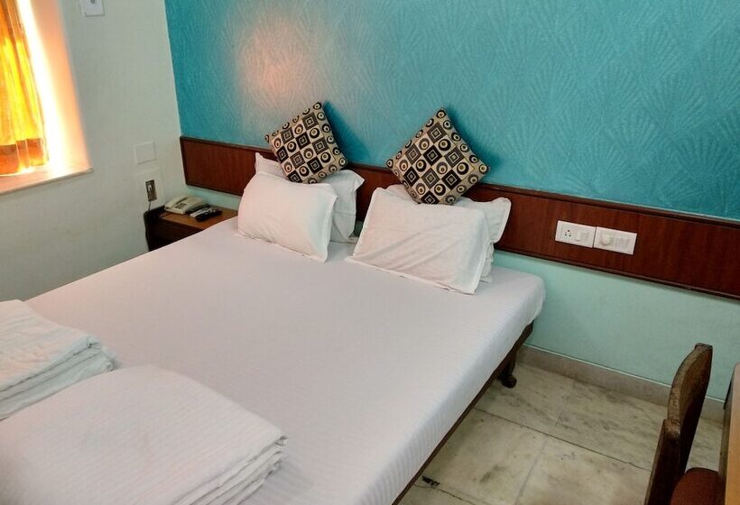 فندق Mogul Palace Near Masjid Bunder Mumbai