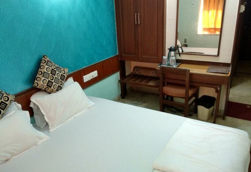 فندق Mogul Palace Near Masjid Bunder Mumbai