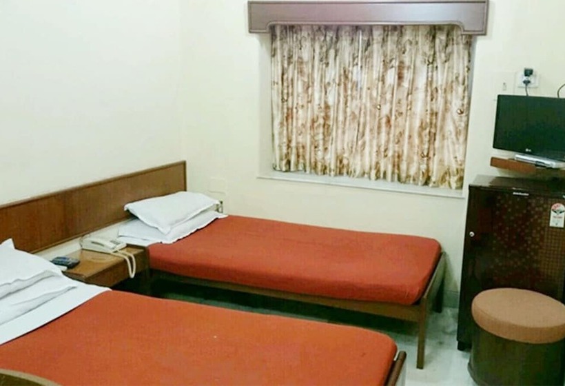 فندق Mogul Palace Near Masjid Bunder Mumbai