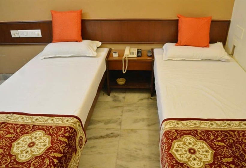 فندق Mogul Palace Near Masjid Bunder Mumbai