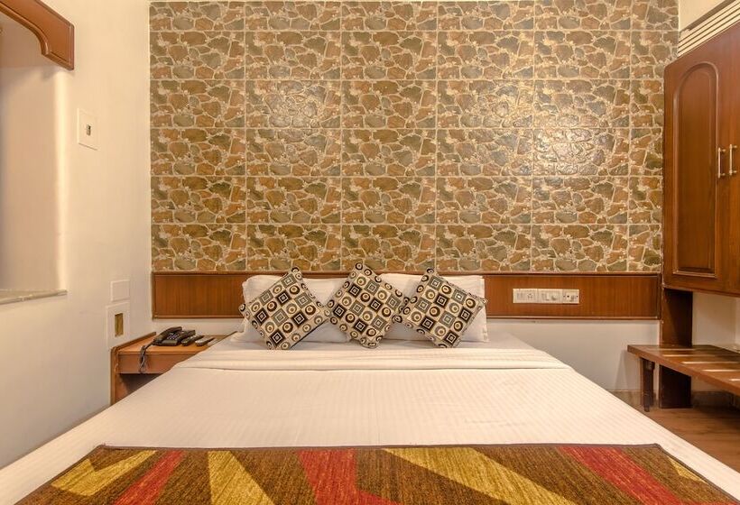 فندق Mogul Palace Near Masjid Bunder Mumbai