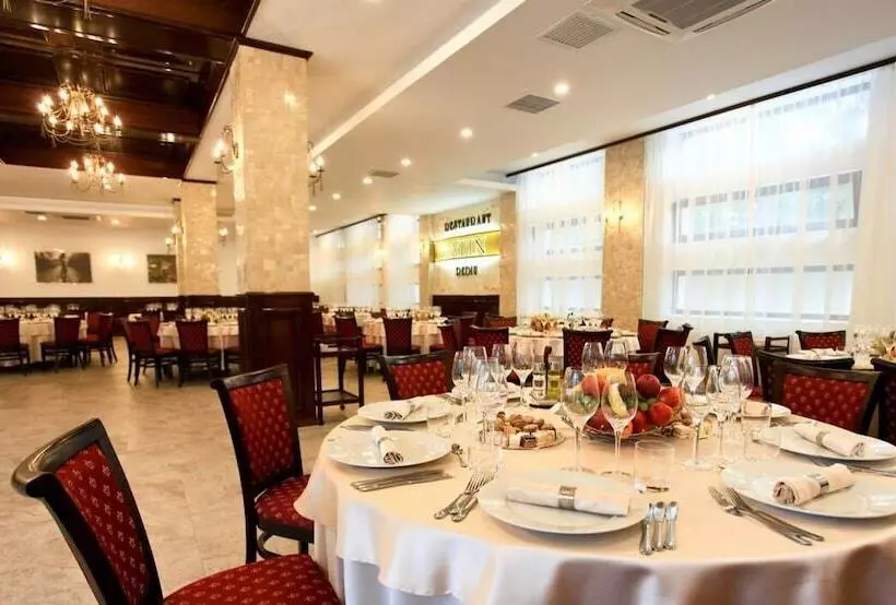 Rediu Hotel & Restaurant