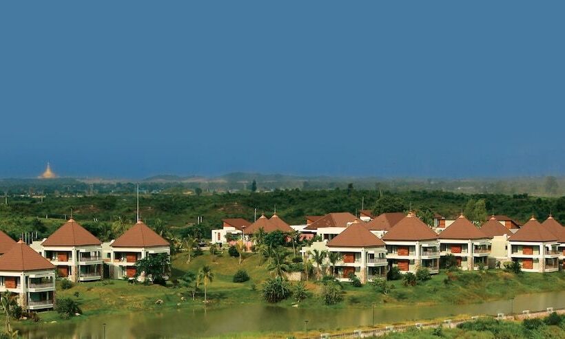 هتل The Thingaha Nay Pyi Taw
