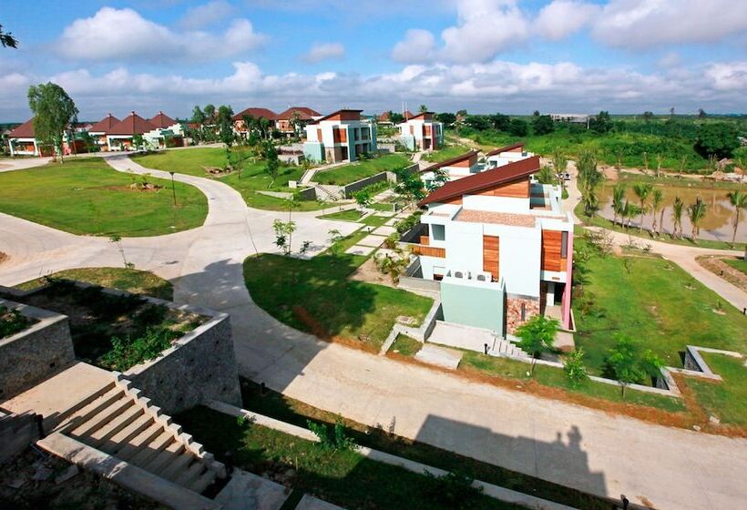 هتل The Thingaha Nay Pyi Taw