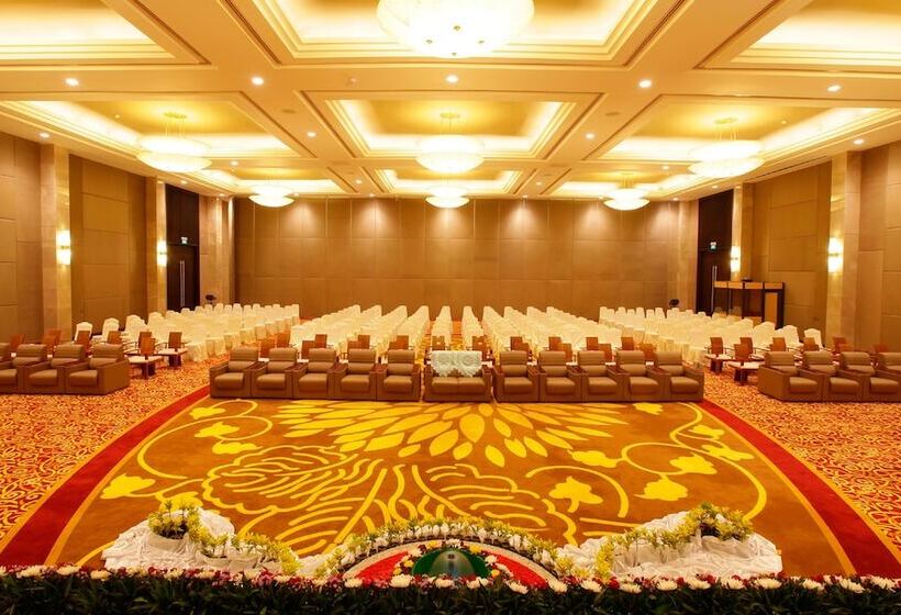 هتل The Thingaha Nay Pyi Taw