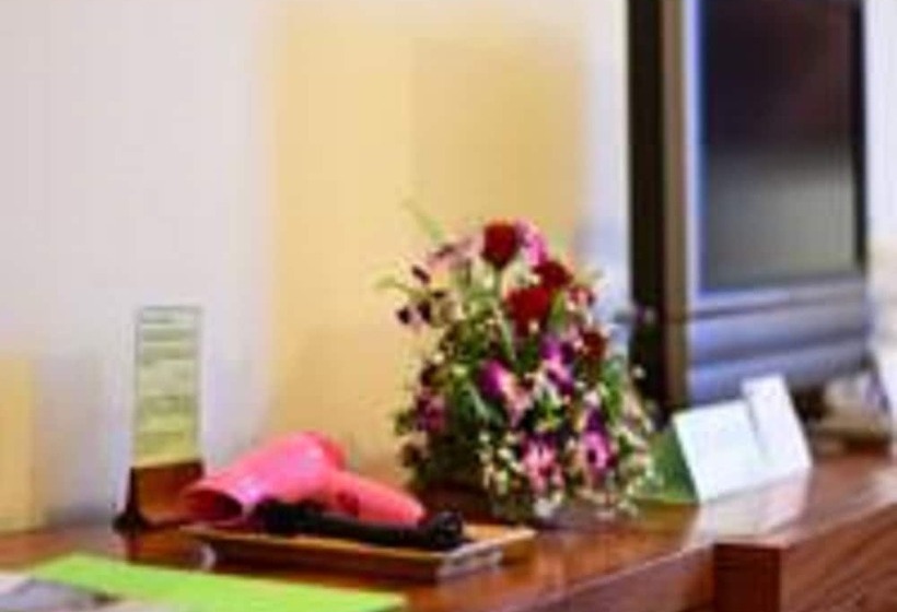 هتل The Thingaha Nay Pyi Taw