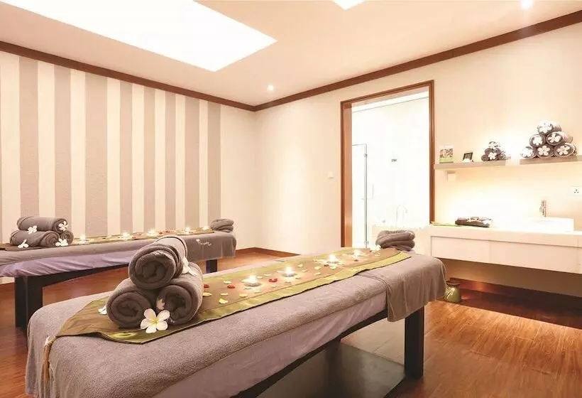 هتل The Thingaha Nay Pyi Taw