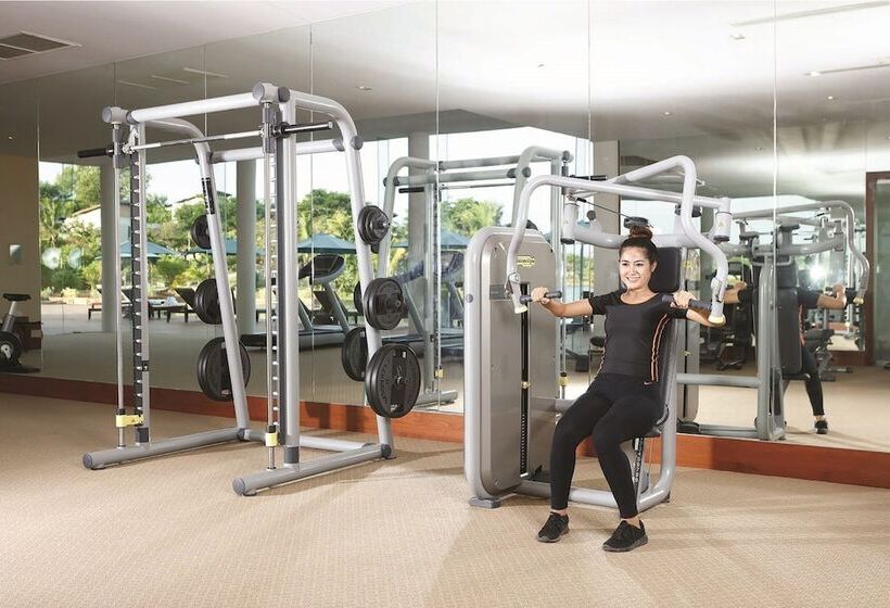 هتل The Thingaha Nay Pyi Taw