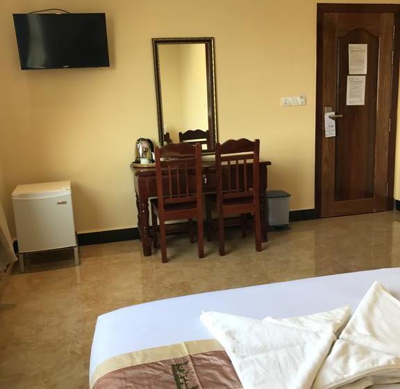 هتل Jasmine & Sky Bar