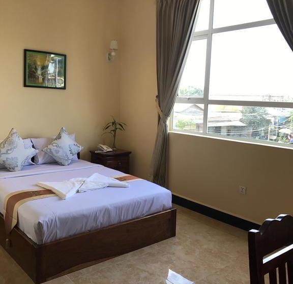 هتل Jasmine & Sky Bar