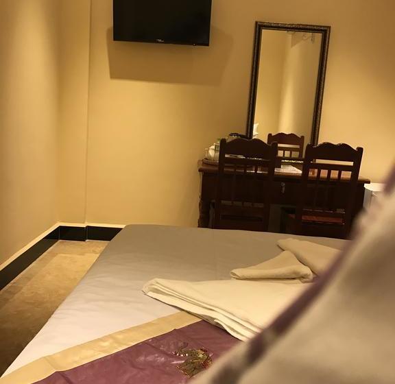 هتل Jasmine & Sky Bar