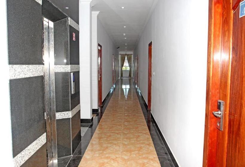 هتل Jasmine & Sky Bar