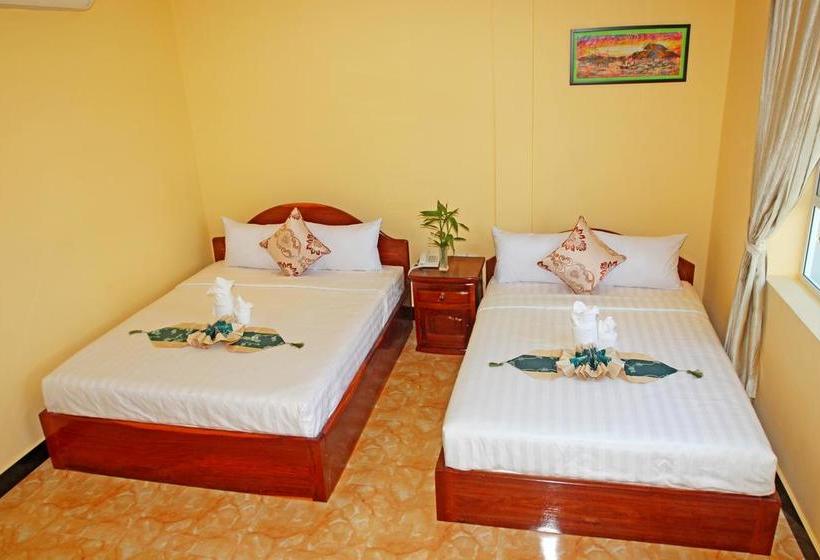 هتل Jasmine & Sky Bar