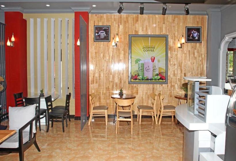 هتل Jasmine & Sky Bar