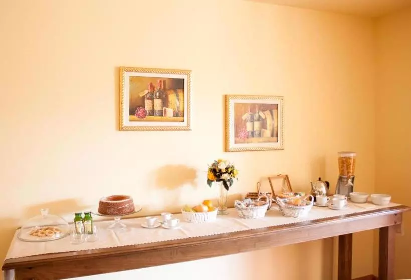 هتل Albergo   Ristorante Il Tino