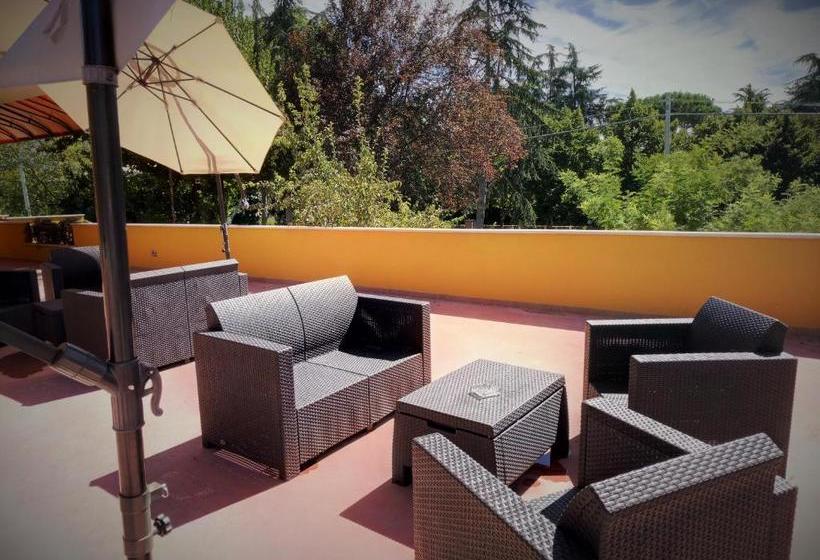 호텔 Albergo   Ristorante Il Tino