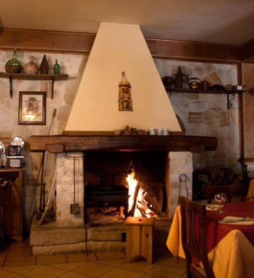 호텔 Albergo   Ristorante Il Tino