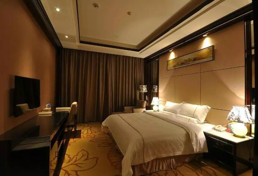 ホテル Jin-tai Holiday