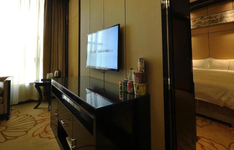 酒店 Jin-tai Holiday