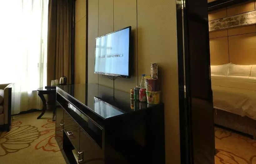 ホテル Jin-tai Holiday