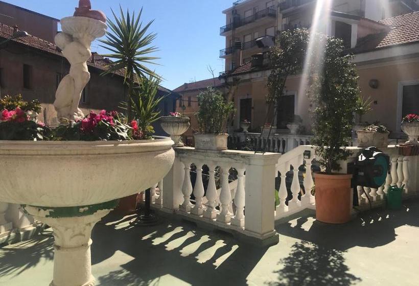 בית מלון כפרי Piemontese