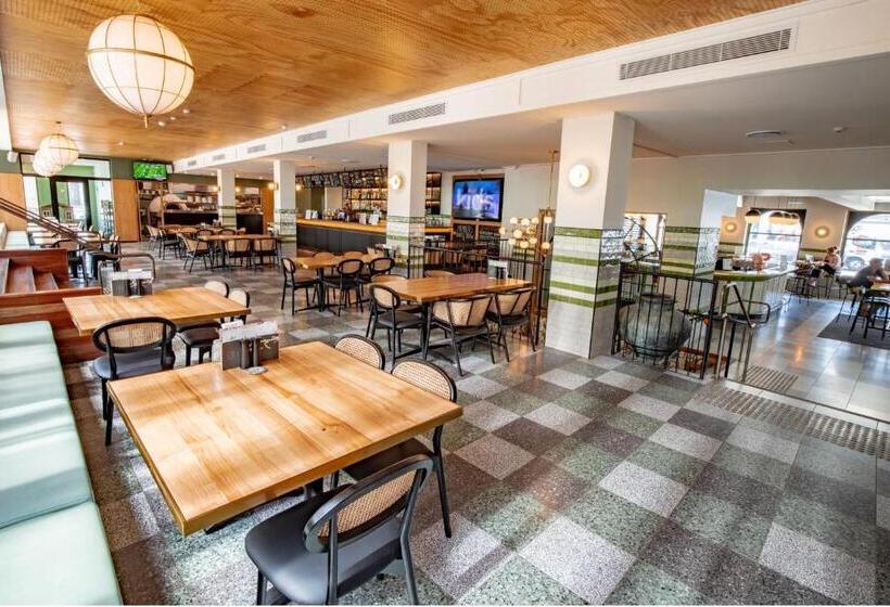 בית מלון כפרי Southern Cross