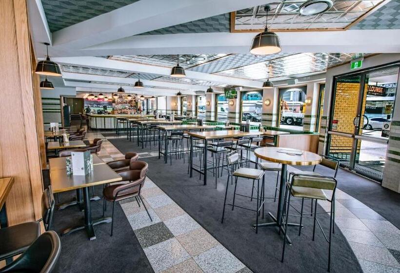 בית מלון כפרי Southern Cross