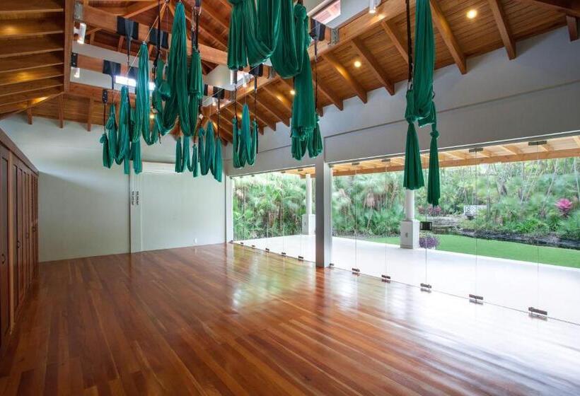 Naïa Resort And Spa