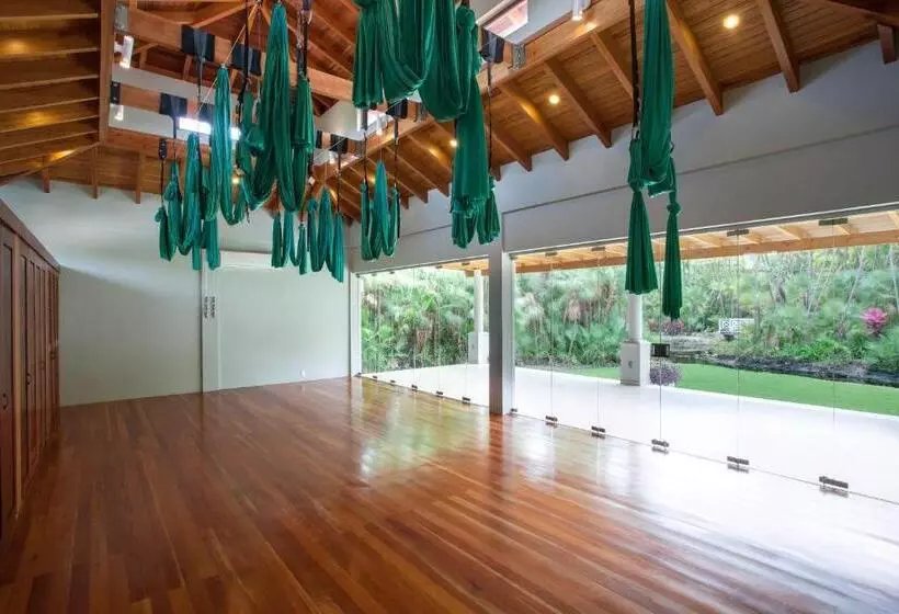 Naïa Resort And Spa